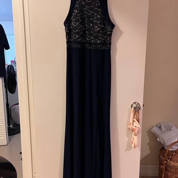 Nightway Lace A-Line Gown Navy Size 10 - Picture 3 of 8